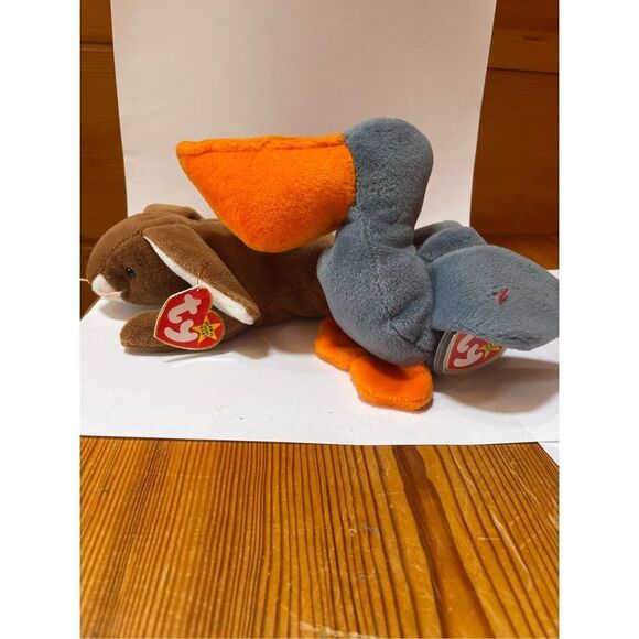 Ears the Bunny and Scoop the Pelican - Picture 2 of 4